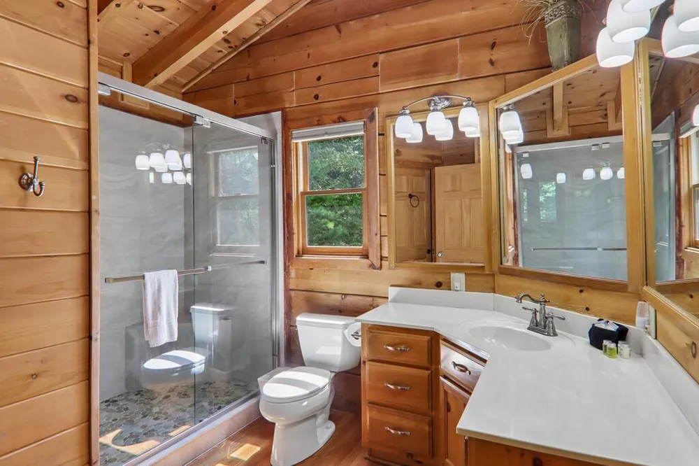 Nellie Hazel Dr Bryson City, NC 28713