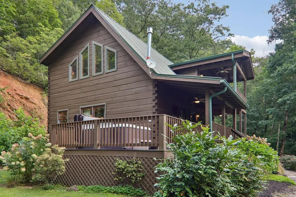 Nellie Hazel Dr Bryson City, NC 28713