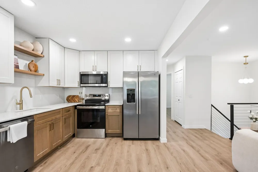 18121 Covington Path Minnetonka, MN 55345