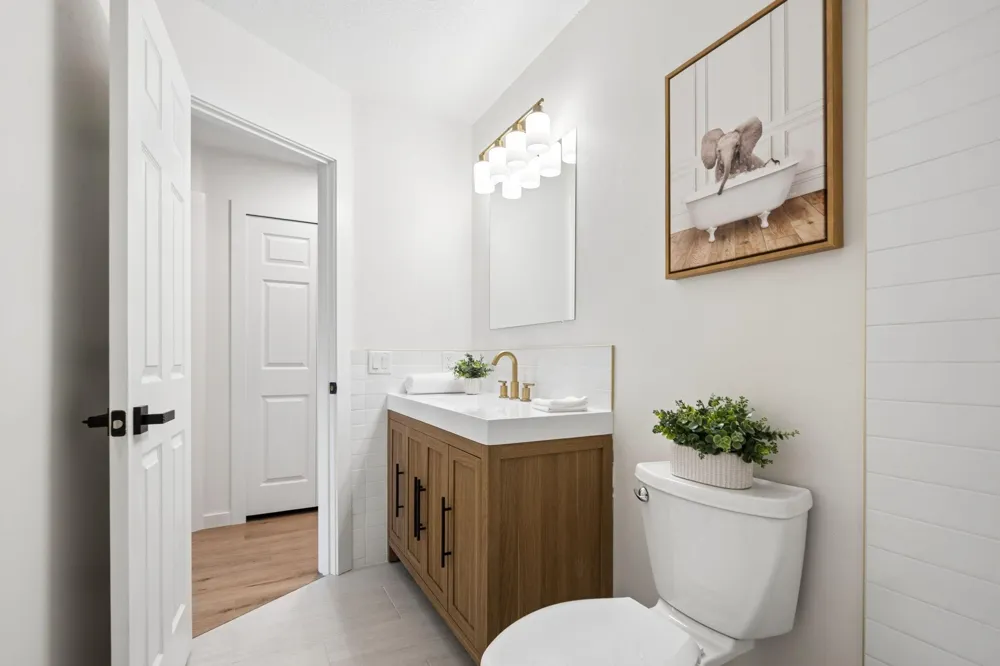 18121 Covington Path Minnetonka, MN 55345