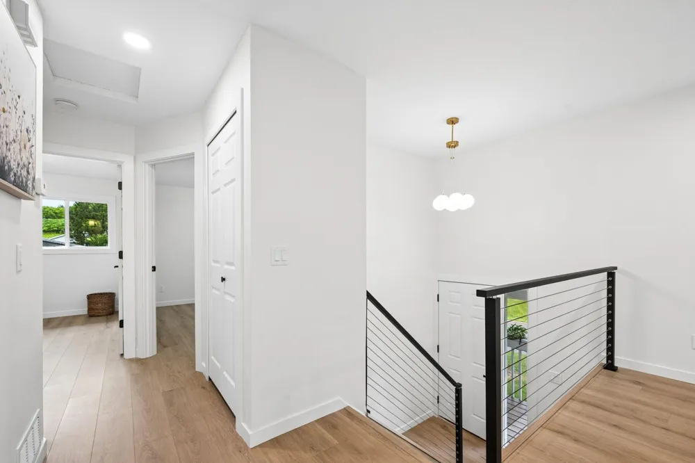 18121 Covington Path Minnetonka, MN 55345