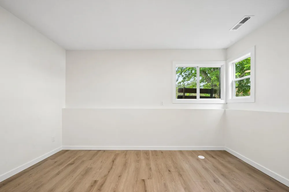 18121 Covington Path Minnetonka, MN 55345
