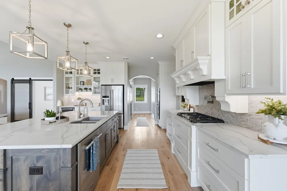 8382 198th Avenue NE New London, MN 56273