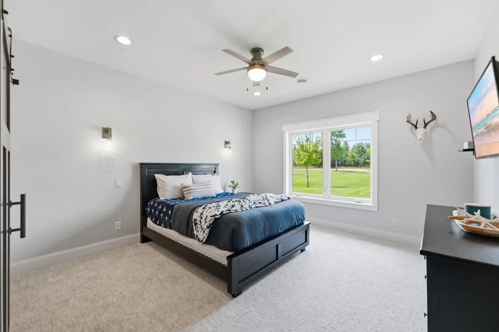 8382 198th Avenue NE New London, MN 56273