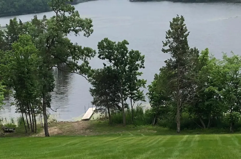 8382 198th Avenue NE New London, MN 56273