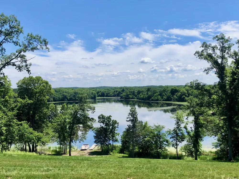 8382 198th Avenue NE New London, MN 56273