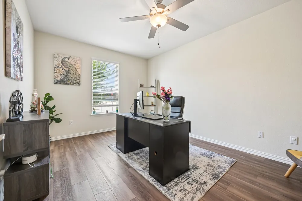 2801 RYDER LANE Aubrey, TX 76227