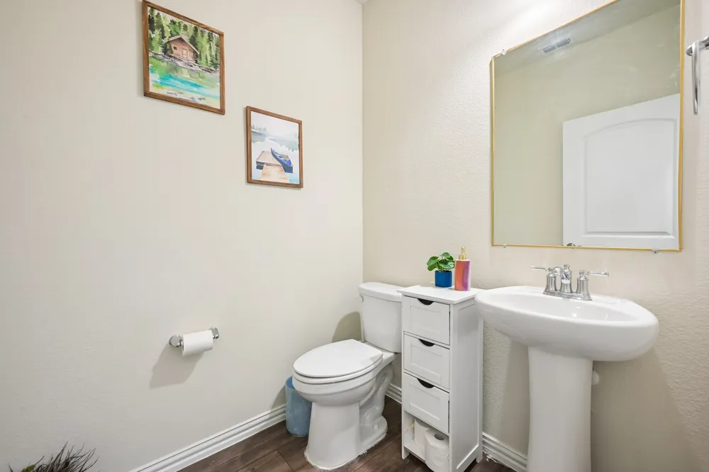 2801 RYDER LANE Aubrey, TX 76227