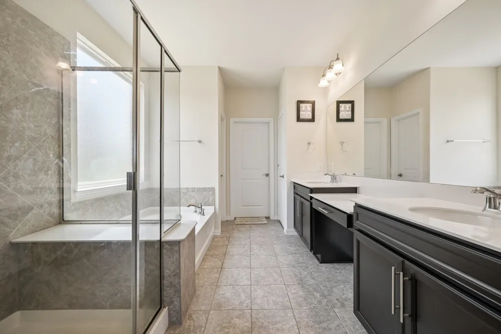 2801 RYDER LANE Aubrey, TX 76227