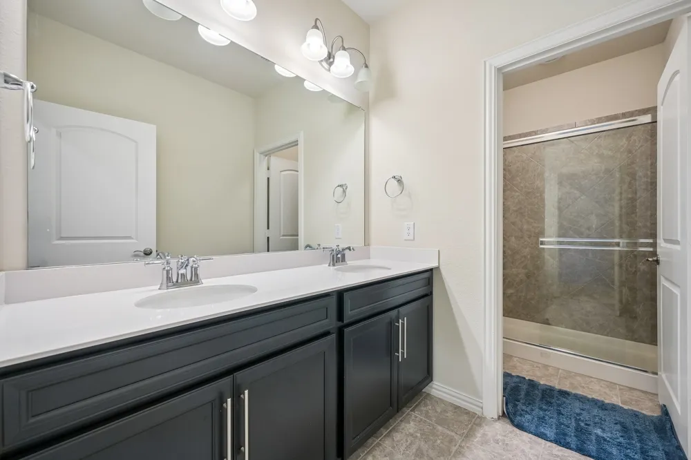2801 RYDER LANE Aubrey, TX 76227