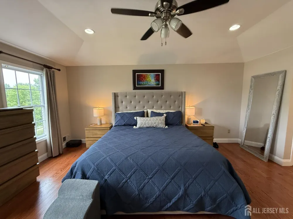 27 Mitchell Drive Monroe, NJ 08831