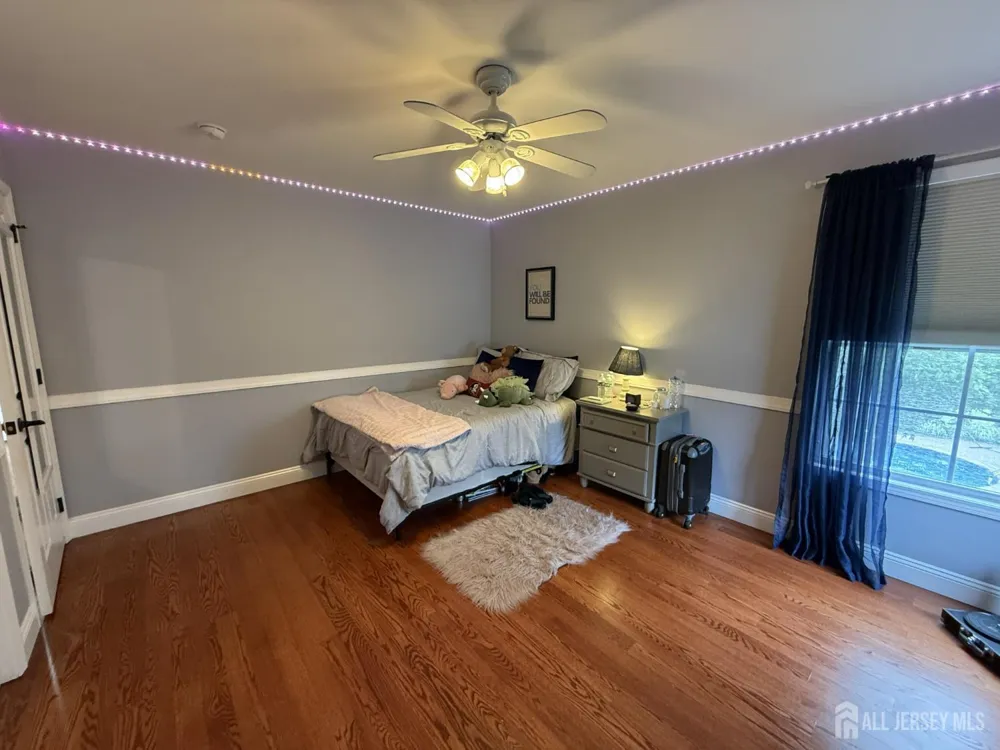 27 Mitchell Drive Monroe, NJ 08831