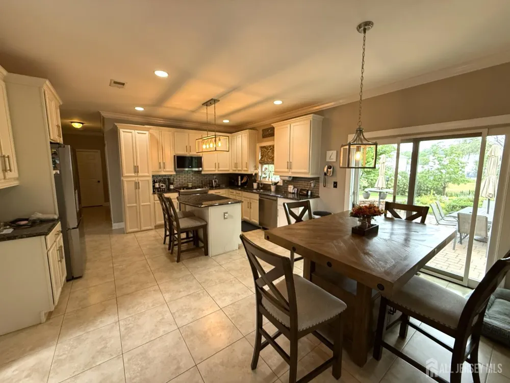 27 Mitchell Drive Monroe, NJ 08831