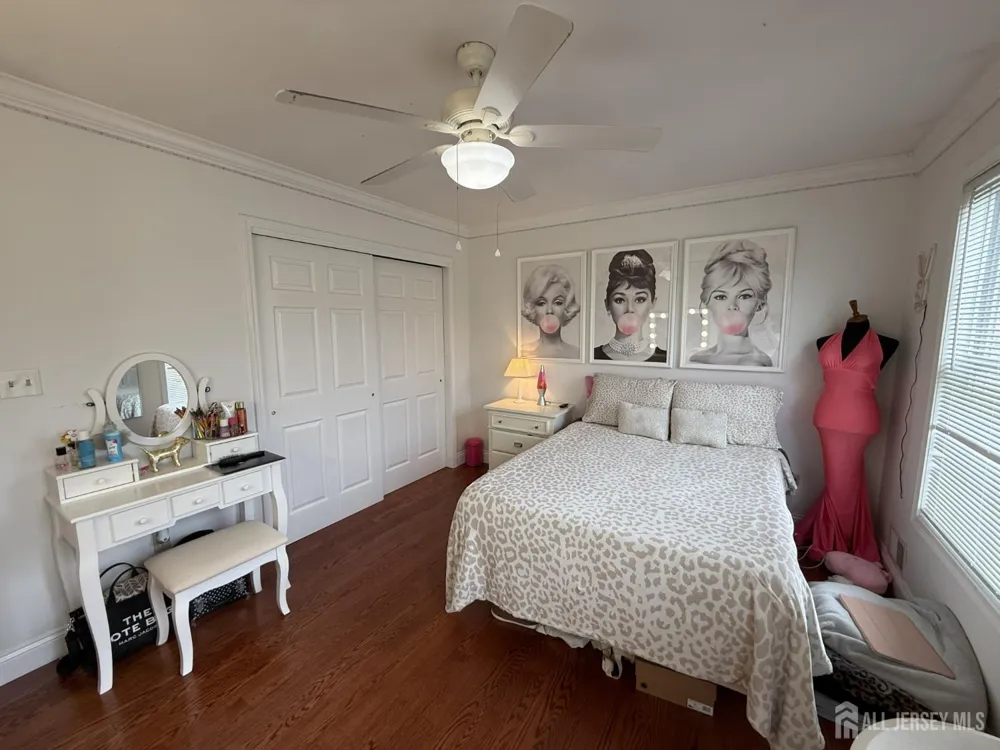 27 Mitchell Drive Monroe, NJ 08831