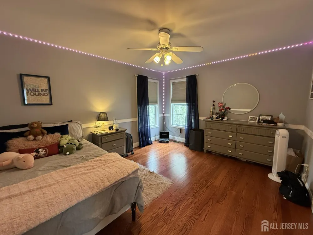 27 Mitchell Drive Monroe, NJ 08831