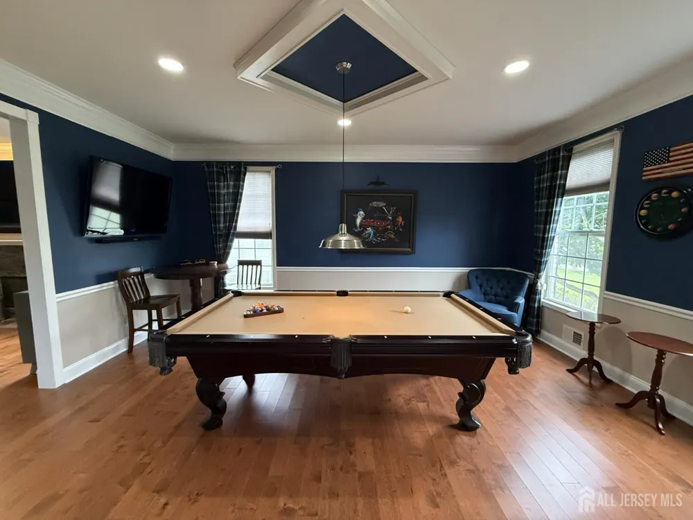 27 Mitchell Drive Monroe, NJ 08831