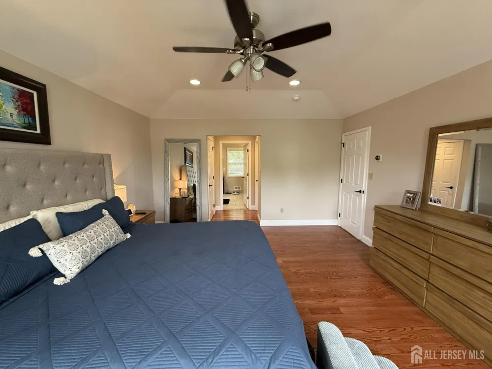 27 Mitchell Drive Monroe, NJ 08831