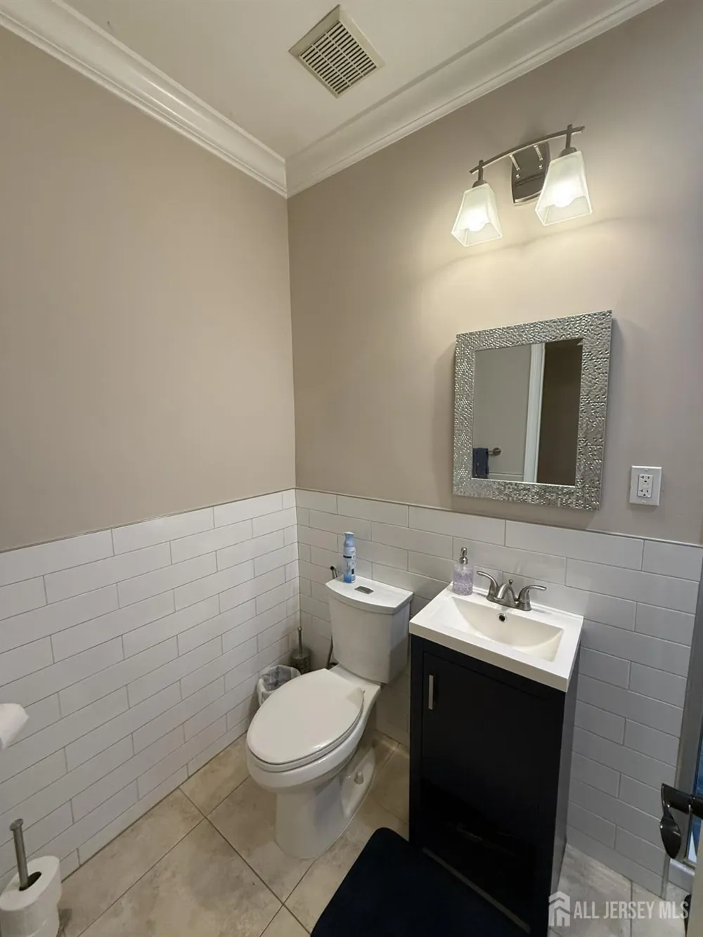 27 Mitchell Drive Monroe, NJ 08831