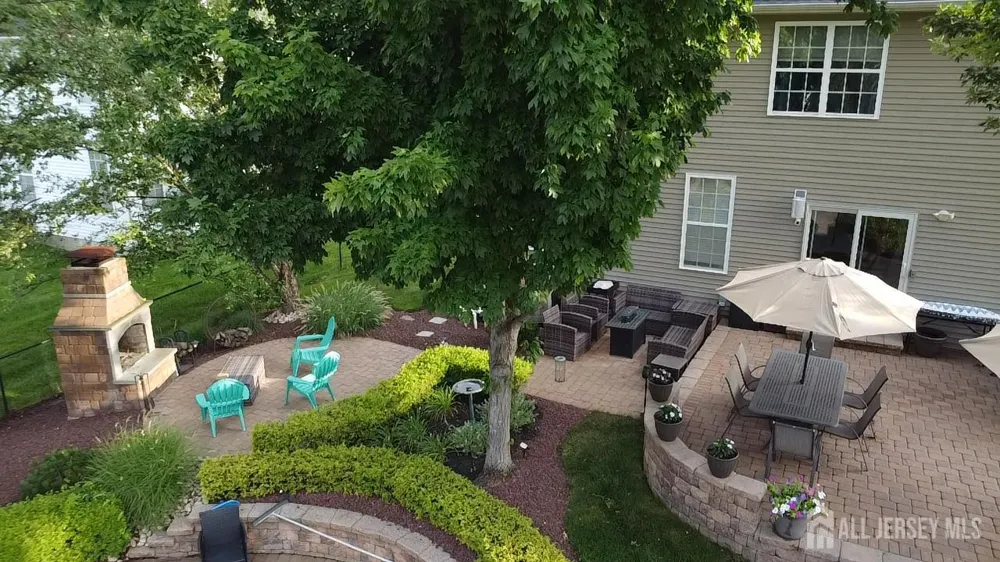 27 Mitchell Drive Monroe, NJ 08831