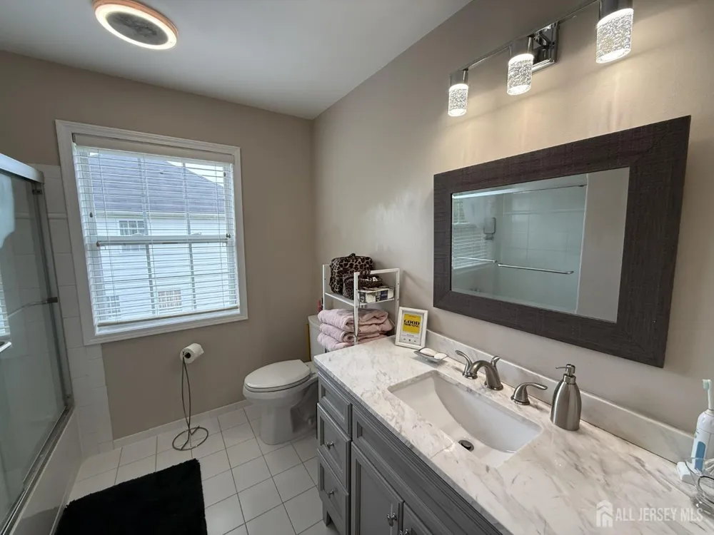 27 Mitchell Drive Monroe, NJ 08831
