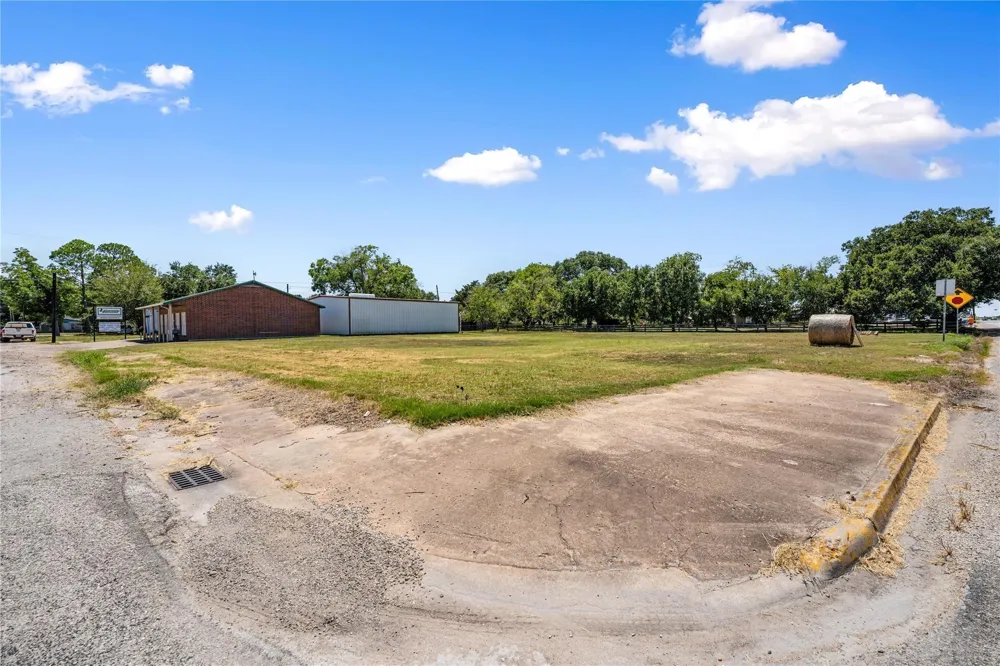 Hwy 90a East Bernard, TX 77435