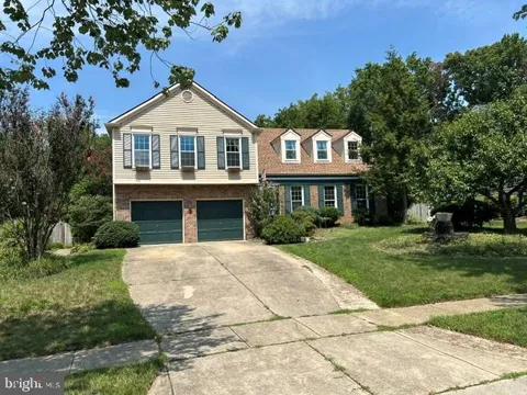 236 AUTUMN CHASE DRIVE