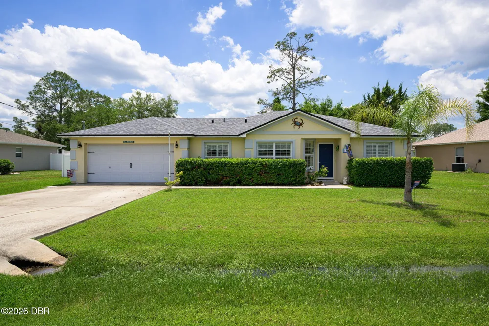 18 Phoenix Lane Palm Coast, FL 32164
