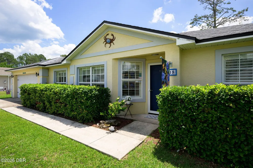 18 Phoenix Lane Palm Coast, FL 32164