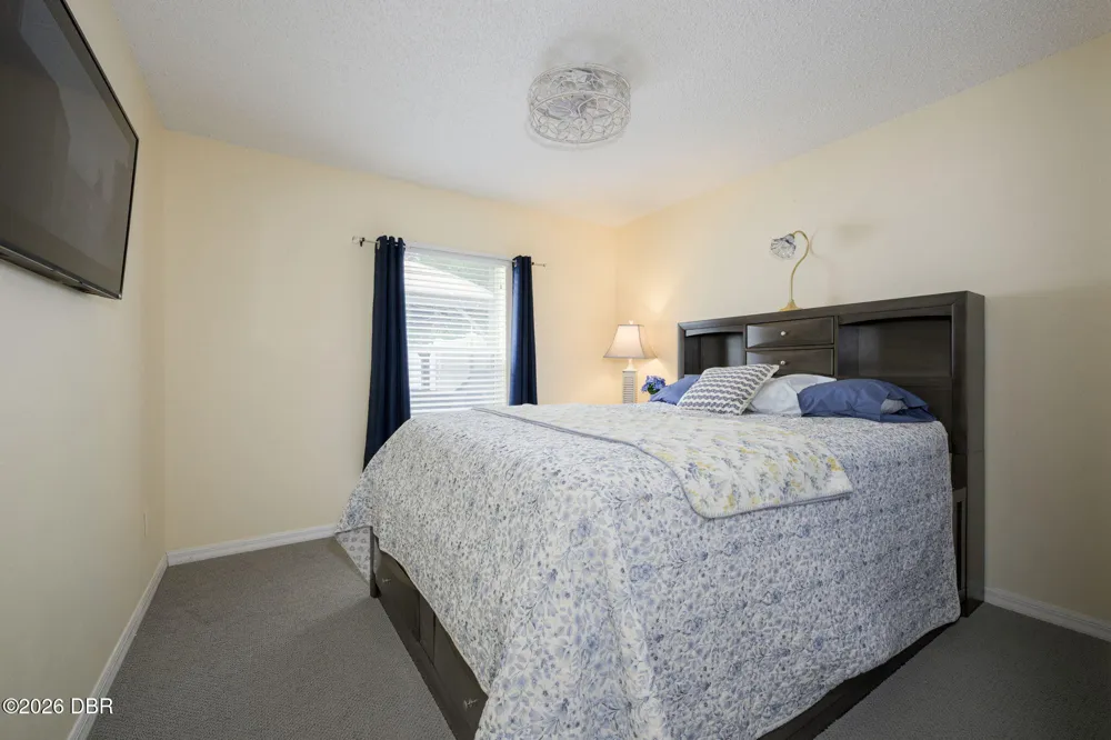 18 Phoenix Lane Palm Coast, FL 32164