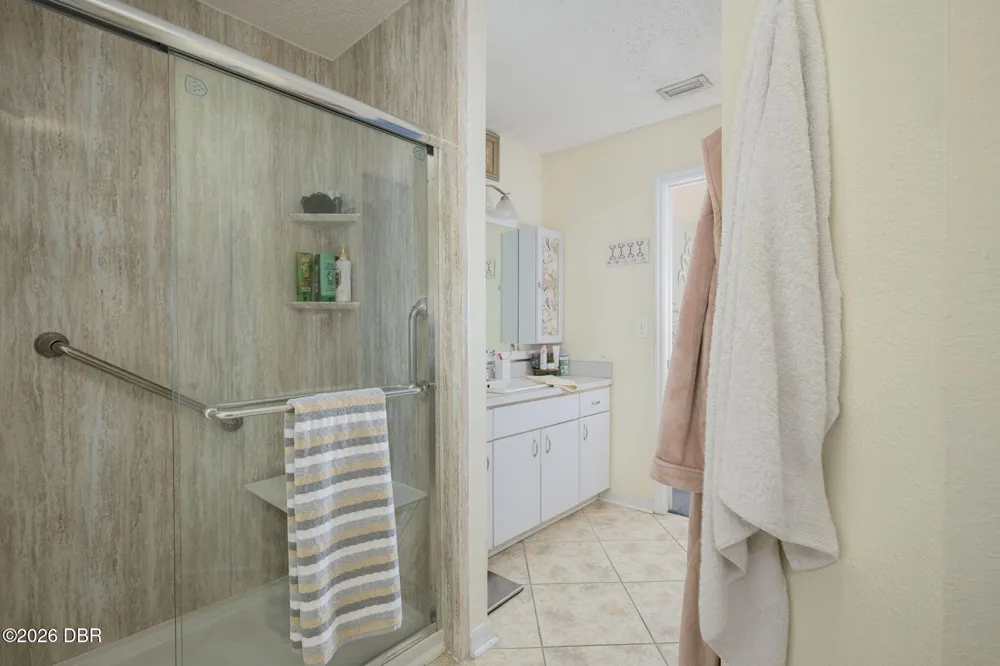 18 Phoenix Lane Palm Coast, FL 32164