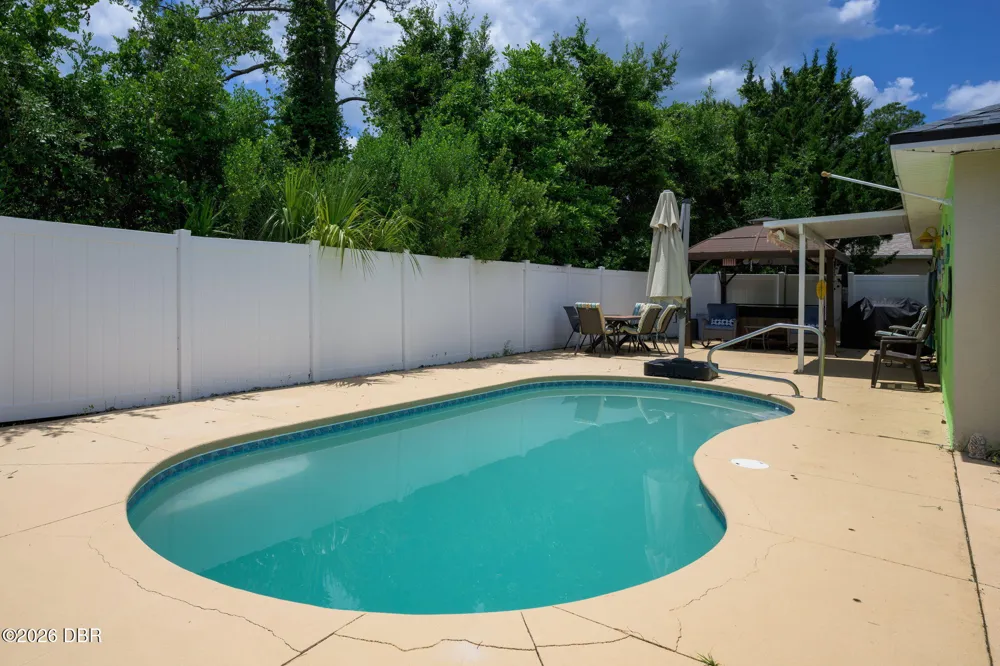 18 Phoenix Lane Palm Coast, FL 32164
