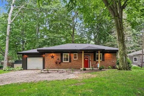 339 Marquette Avenue