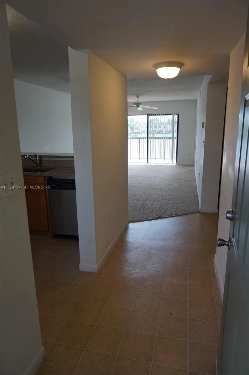 9842 Nob Hill Ln #9842/08 Sunrise, FL 33351