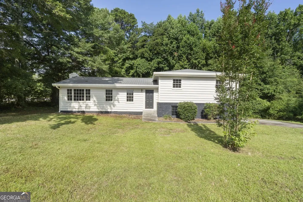 5525 Oak Grove DR Acworth, GA 30102