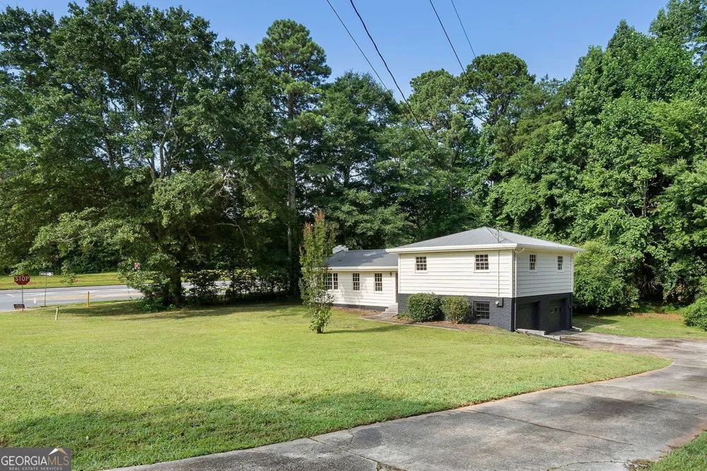 5525 Oak Grove DR Acworth, GA 30102