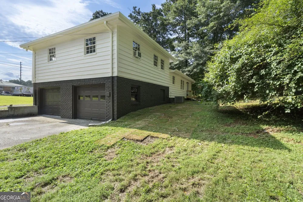 5525 Oak Grove DR Acworth, GA 30102