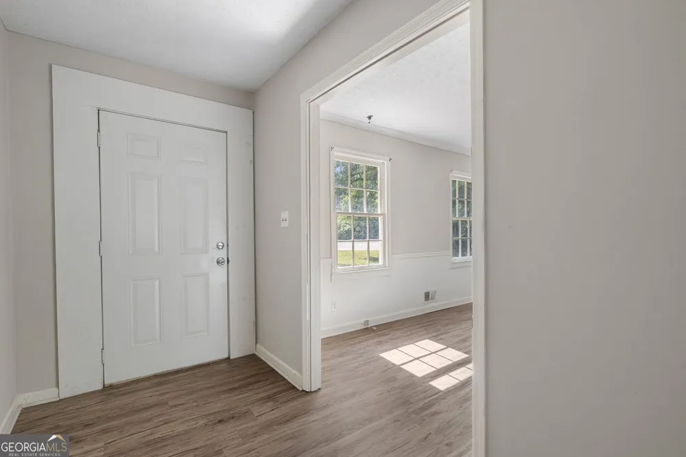 5525 Oak Grove DR Acworth, GA 30102