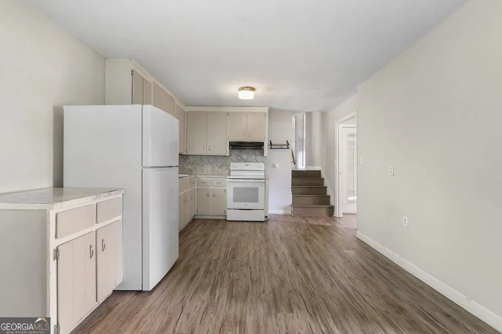 5525 Oak Grove DR Acworth, GA 30102