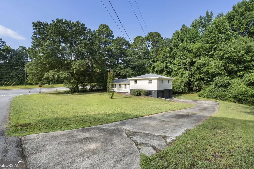 5525 Oak Grove DR Acworth, GA 30102