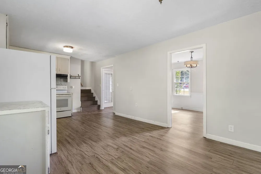 5525 Oak Grove DR Acworth, GA 30102