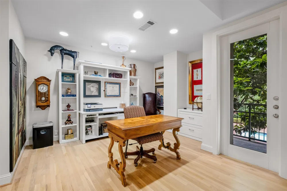 5055 Addison Circle #209 Addison, TX 75001