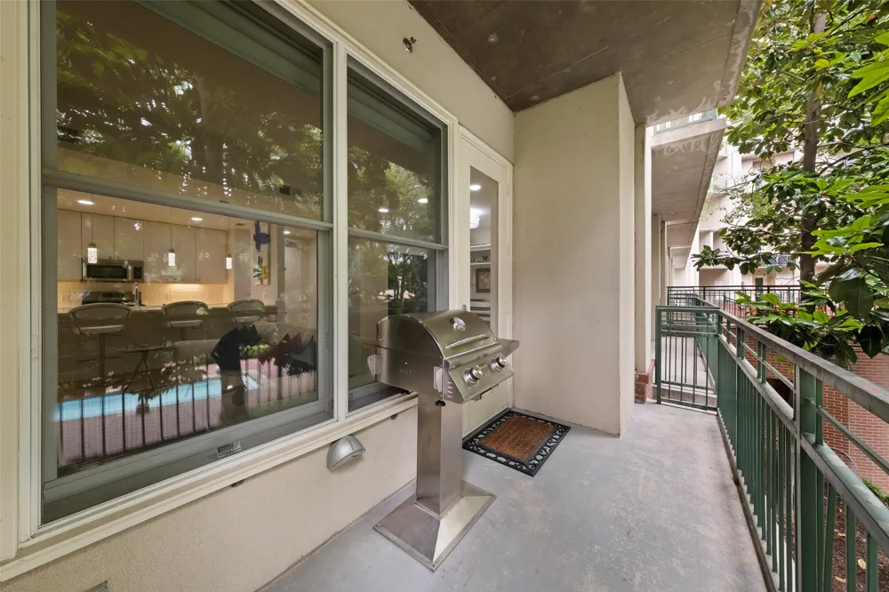 5055 Addison Circle #209 Addison, TX 75001