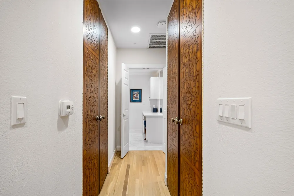 5055 Addison Circle #209 Addison, TX 75001