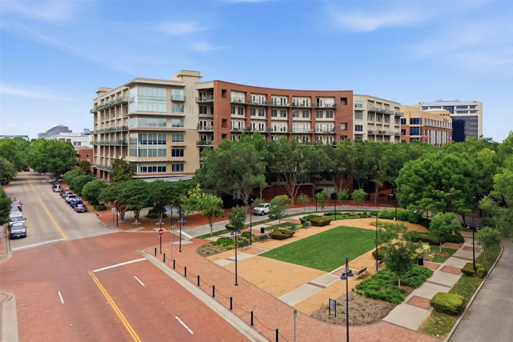 5055 Addison Circle #209 Addison, TX 75001