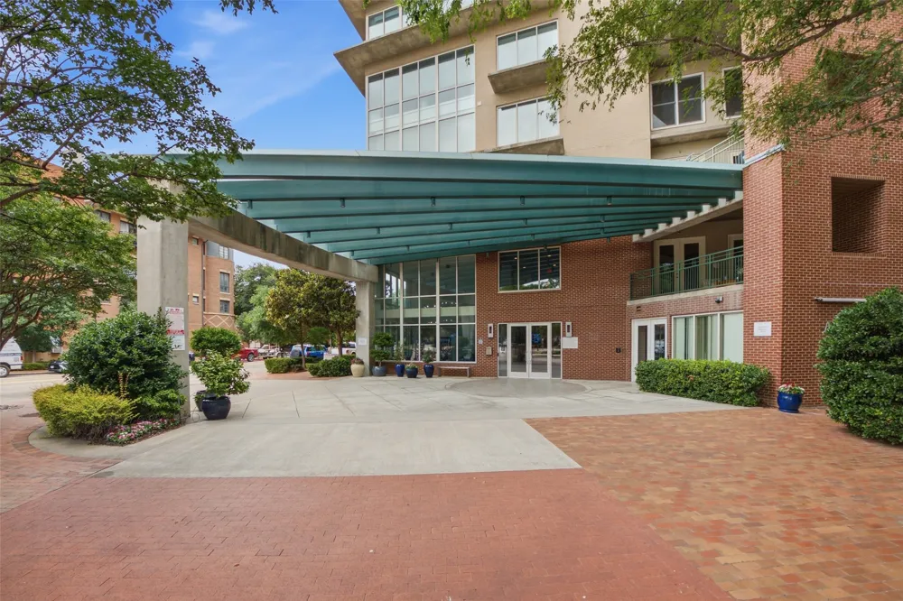 5055 Addison Circle #209 Addison, TX 75001