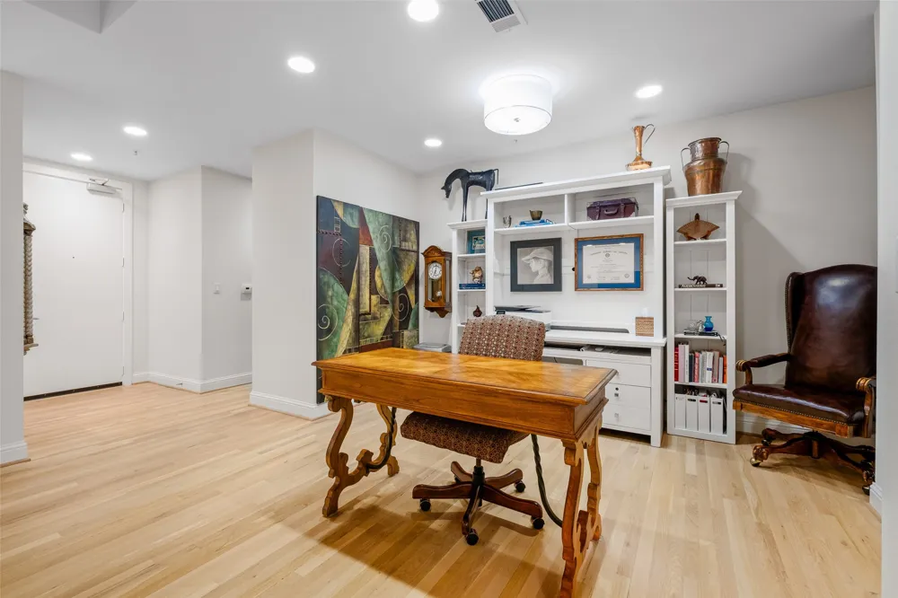 5055 Addison Circle #209 Addison, TX 75001