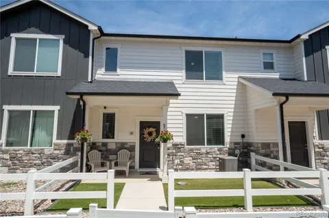 1353 Reynolds Street #9B