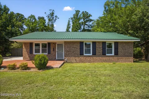 122 Candlewood Drive