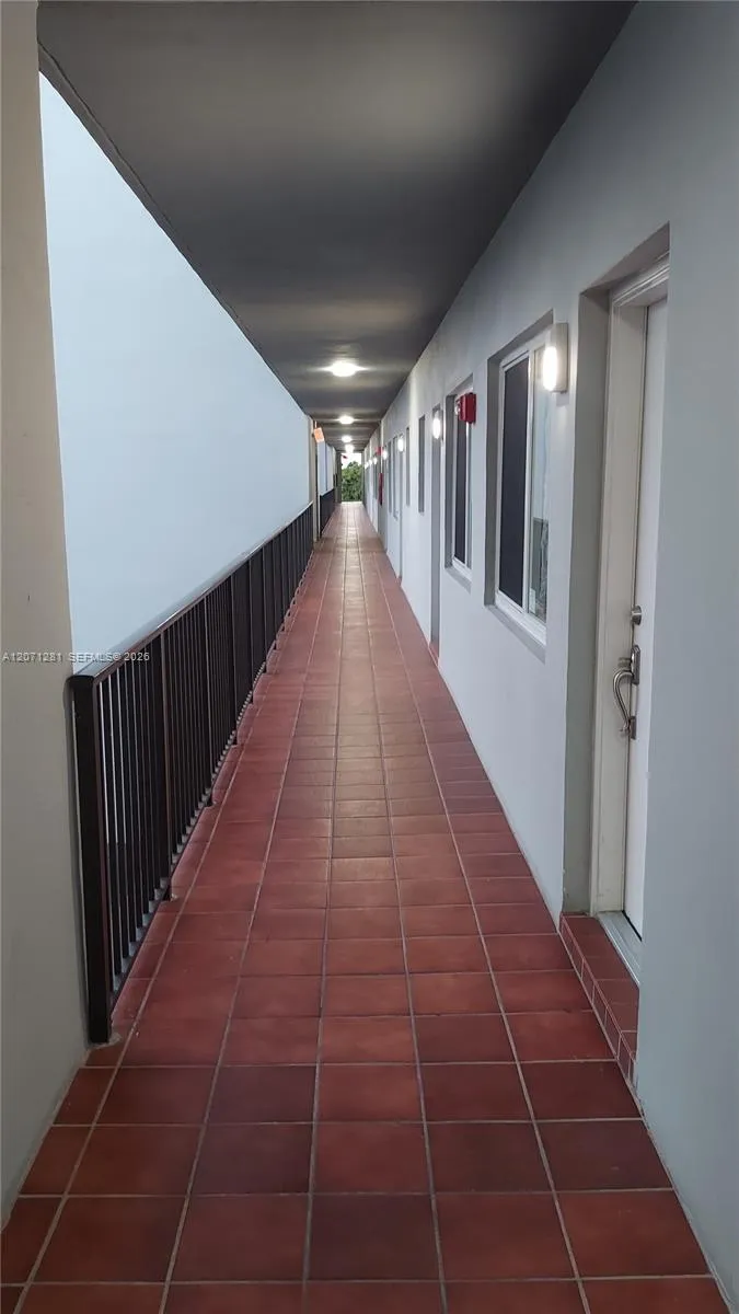 900 SW 84th Ave #301E Miami, FL 33144