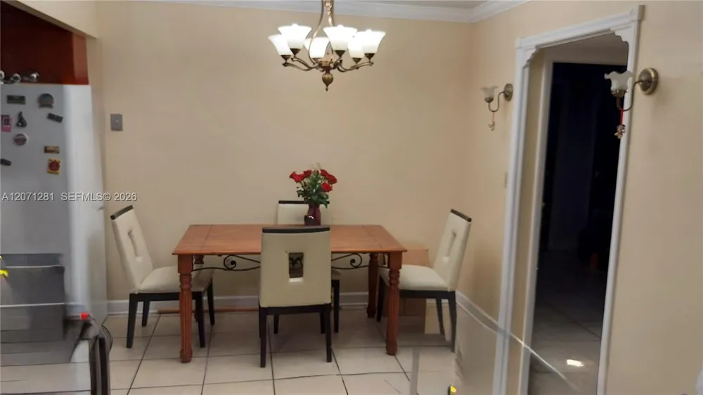 900 SW 84th Ave #301E Miami, FL 33144